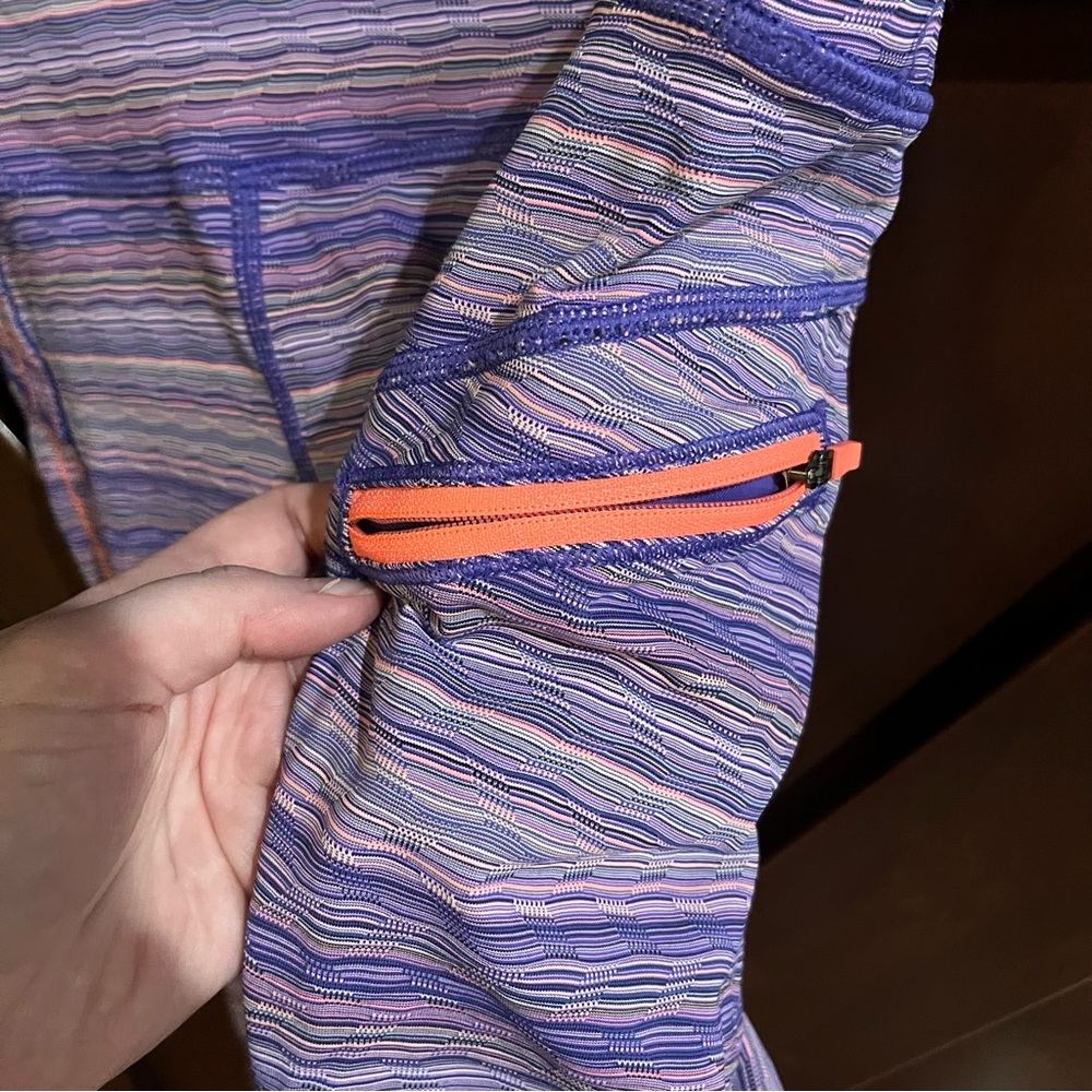 Lululemon Cropped Purple Striped Leggings Athletic - Picture 8 of 12